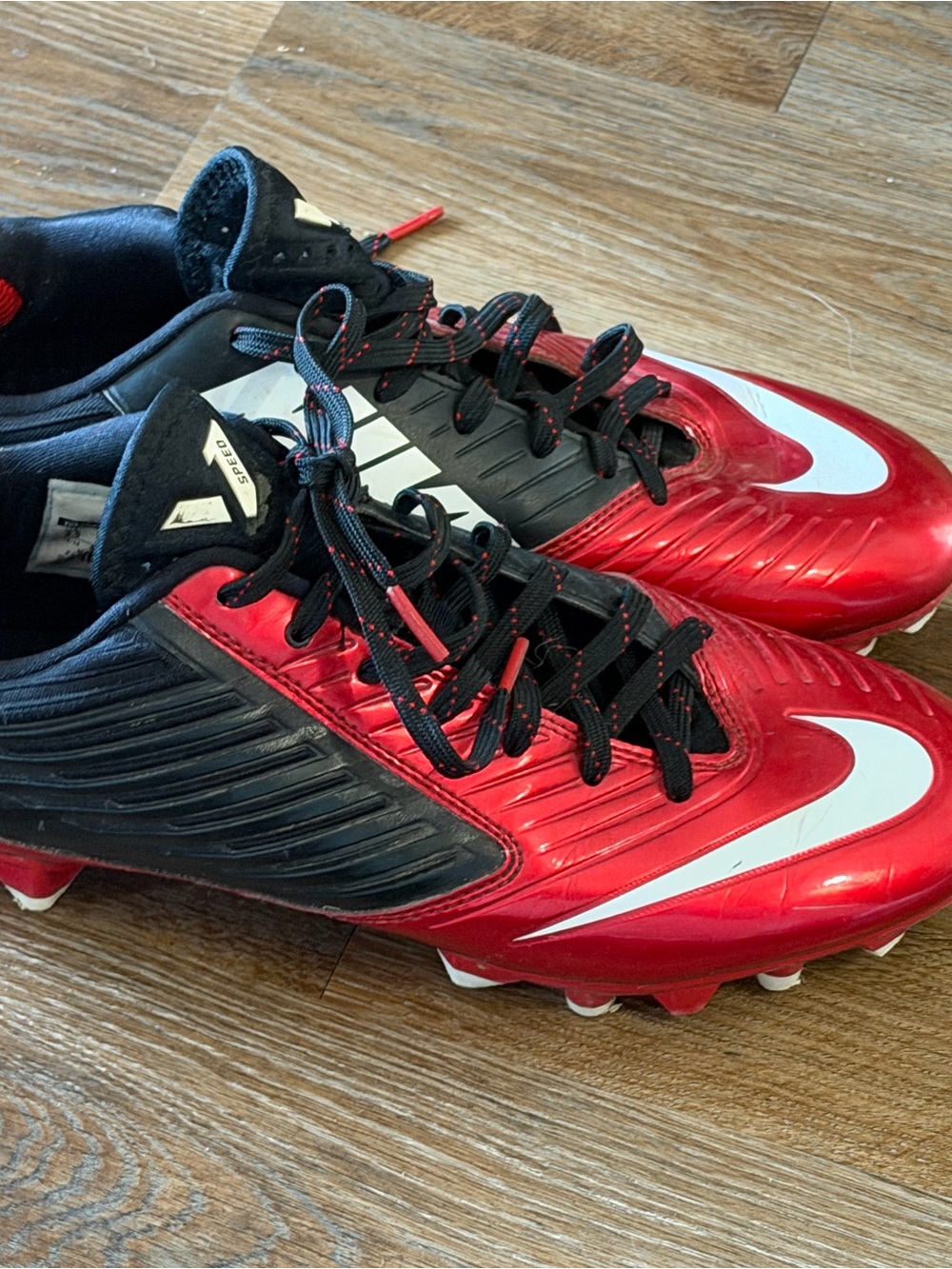 Nike Red, Black and White Men's Football Cleats